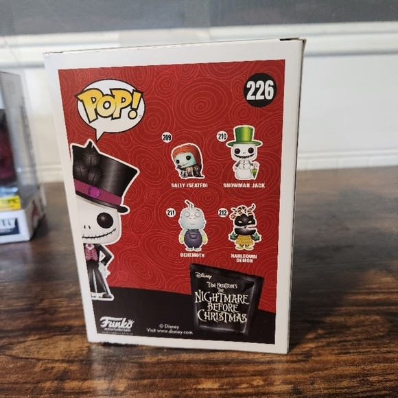 Disney Funko Pop Dapper Sally and Dapper Jack Skellington - Picture 12 of 14